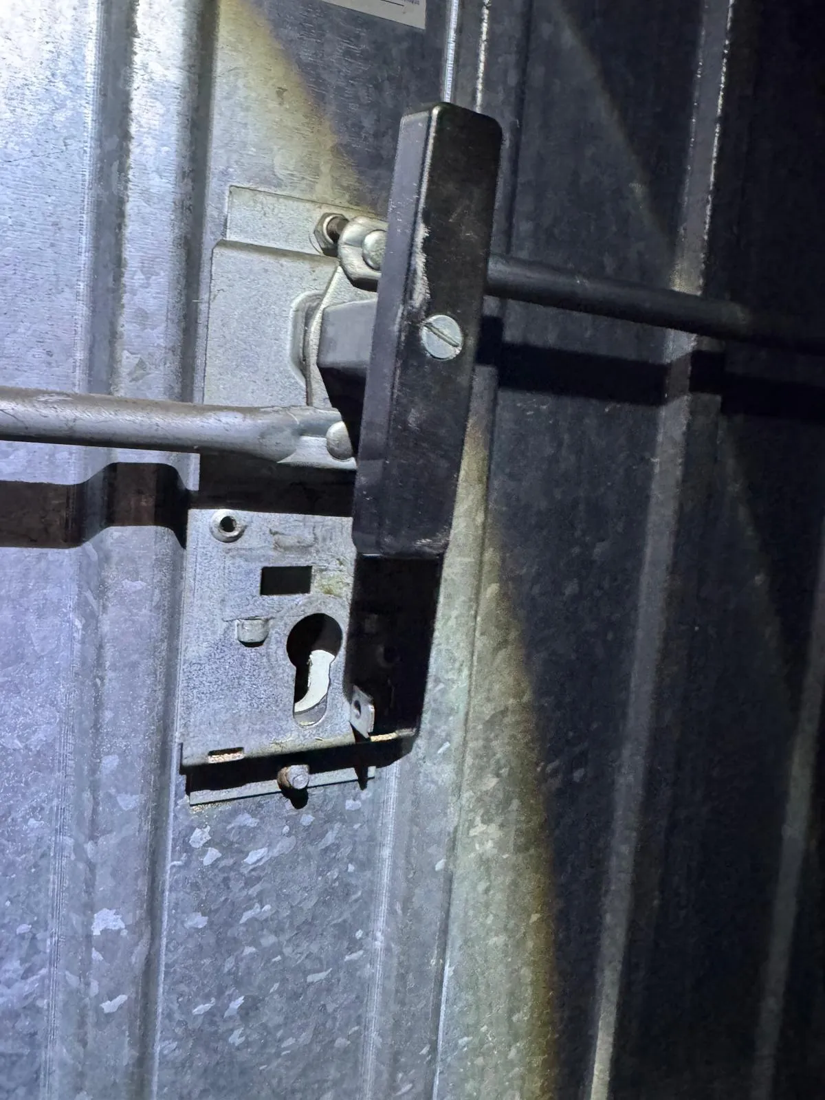 Serrure de porte de garage